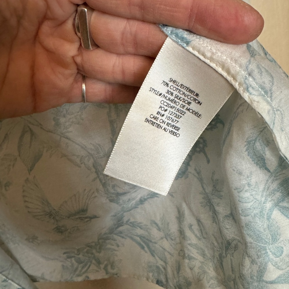 ALICE + OLIVIA NWOT Kurt Ruffled Pin-tuck Blouse - Picture 4 of 7